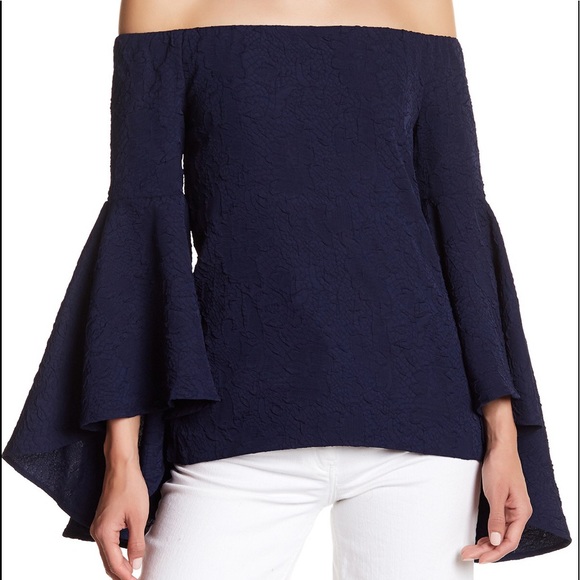 Romeo & Juliet Couture Tops - Romeo & Juliet Couture
Off-the-Shoulder